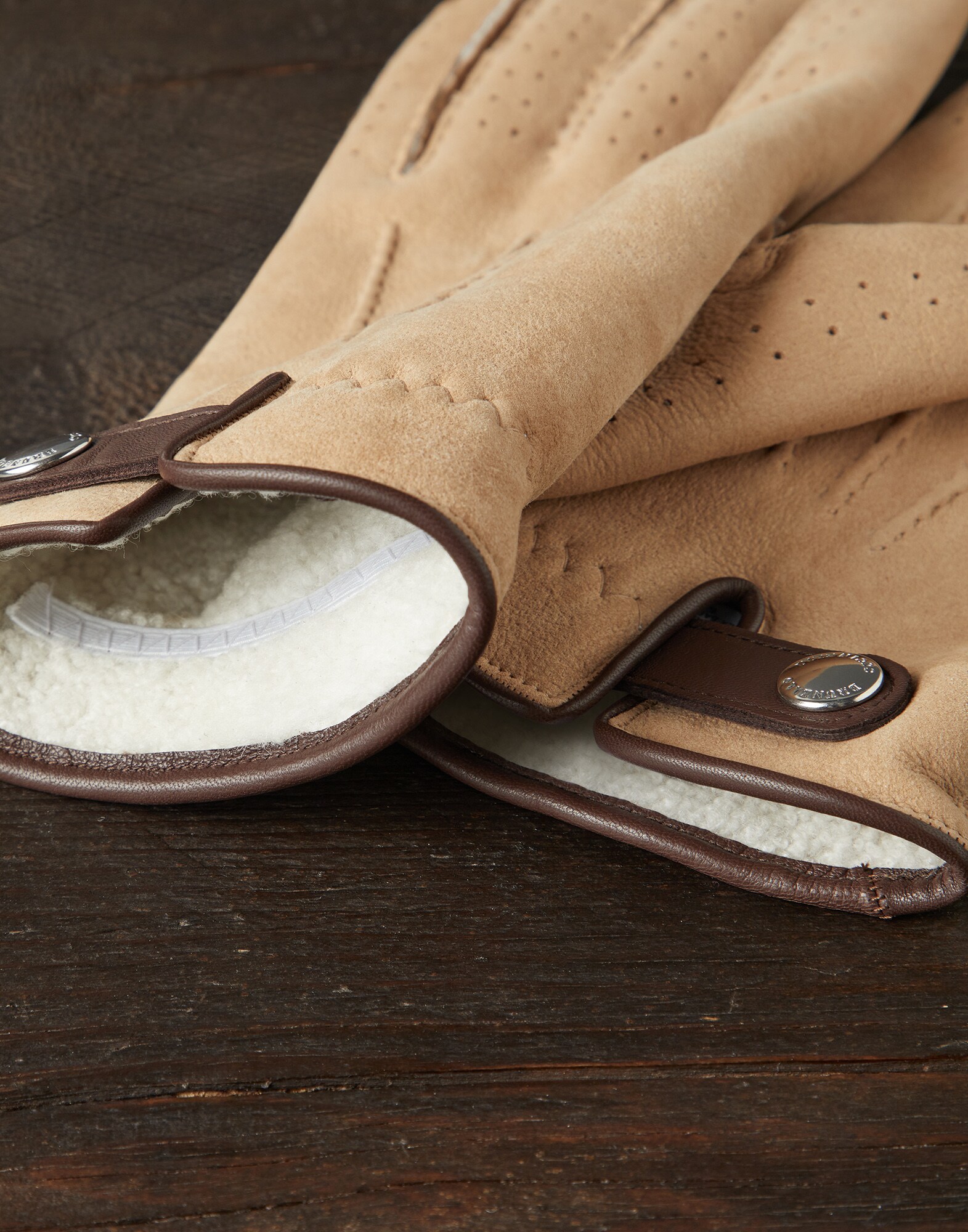 Gloves - Detail view