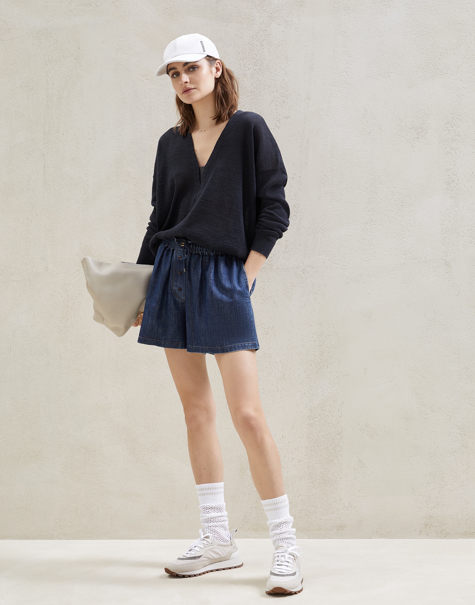 V-neck - Full look