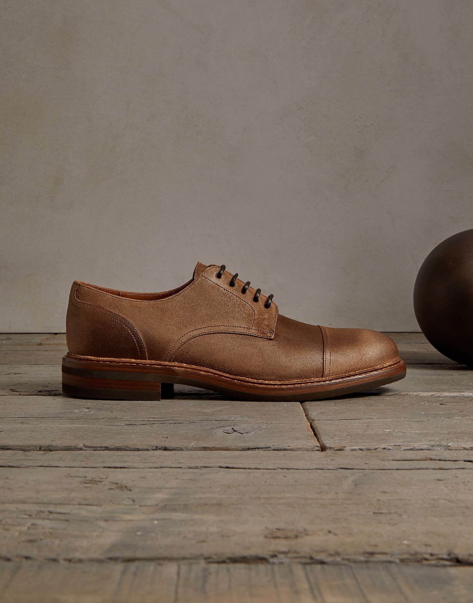 Lace-Ups - Look
