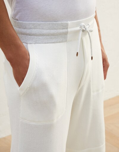 Knit Pants - Detail view