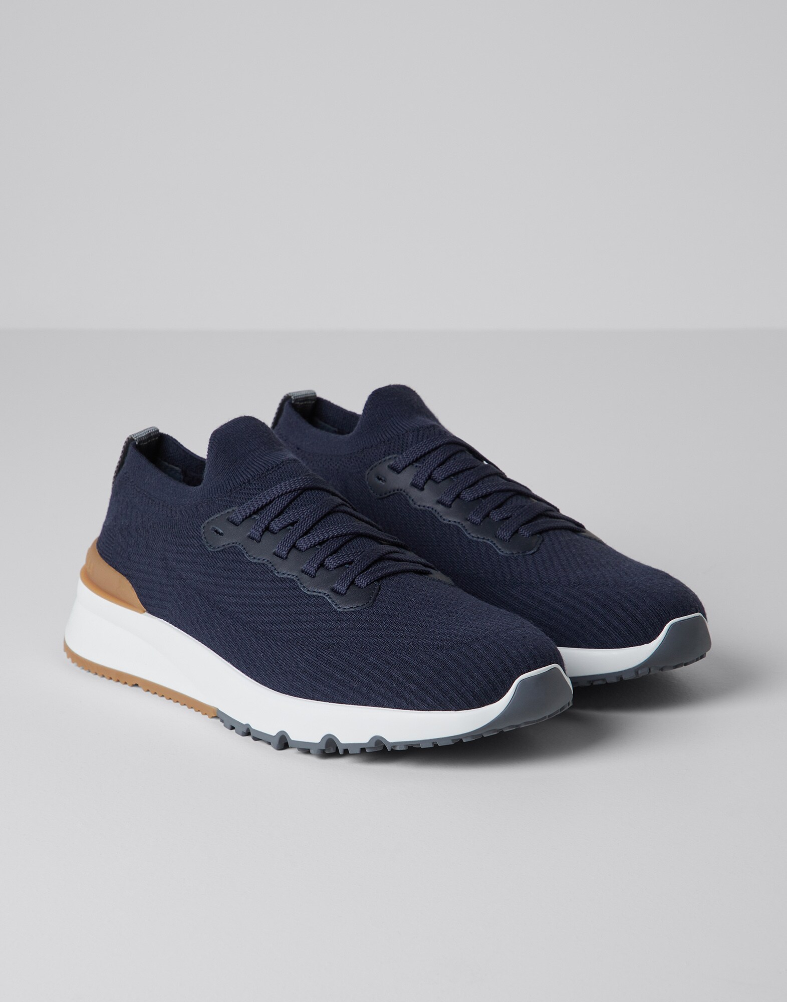 Knit runners
