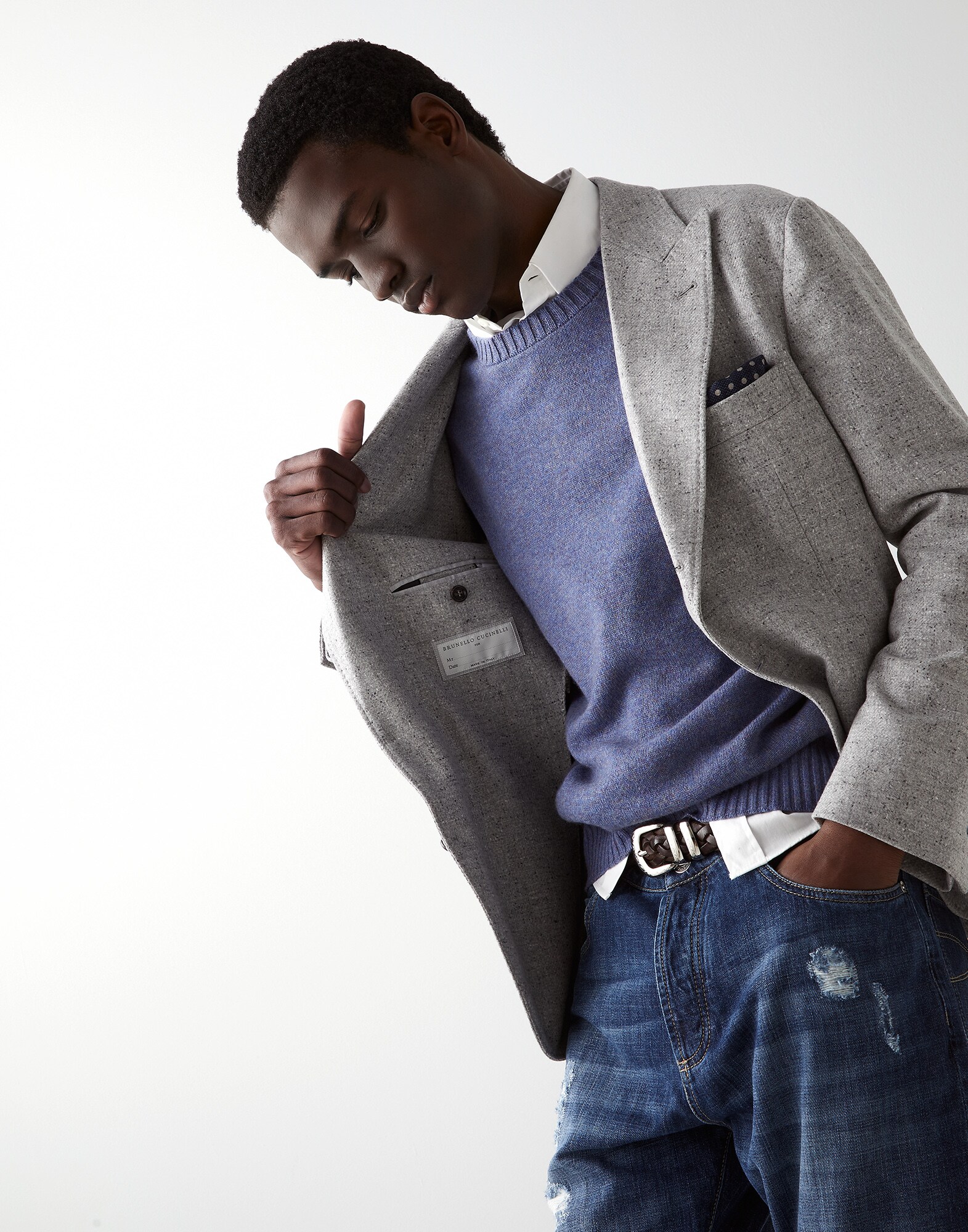 Crewneck - Editorial view
