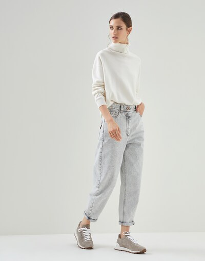 Cuello Alto - Vista look completo