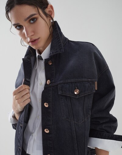 Outerwear - Vista editorial