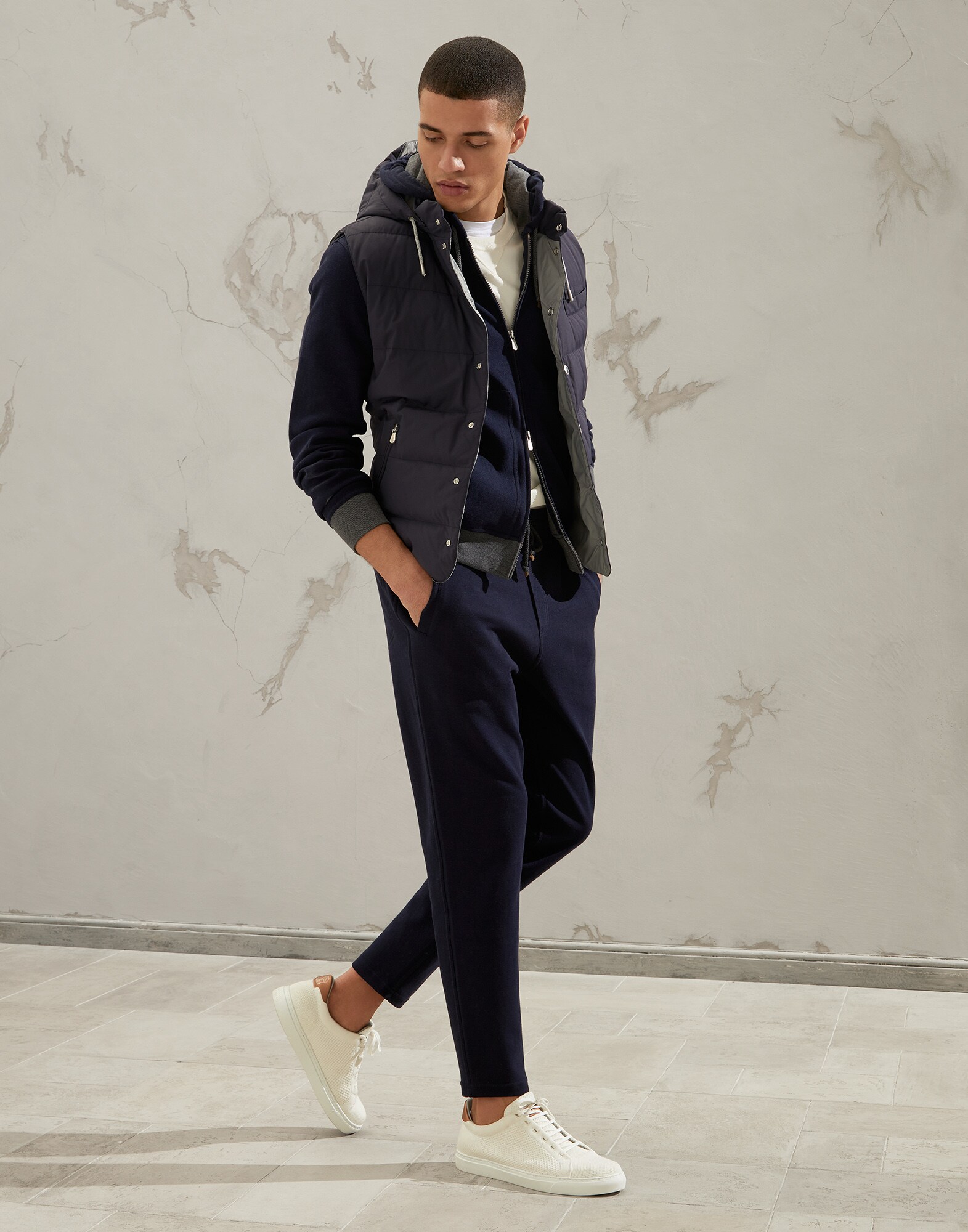 Down Sleeveless Jacket - Look