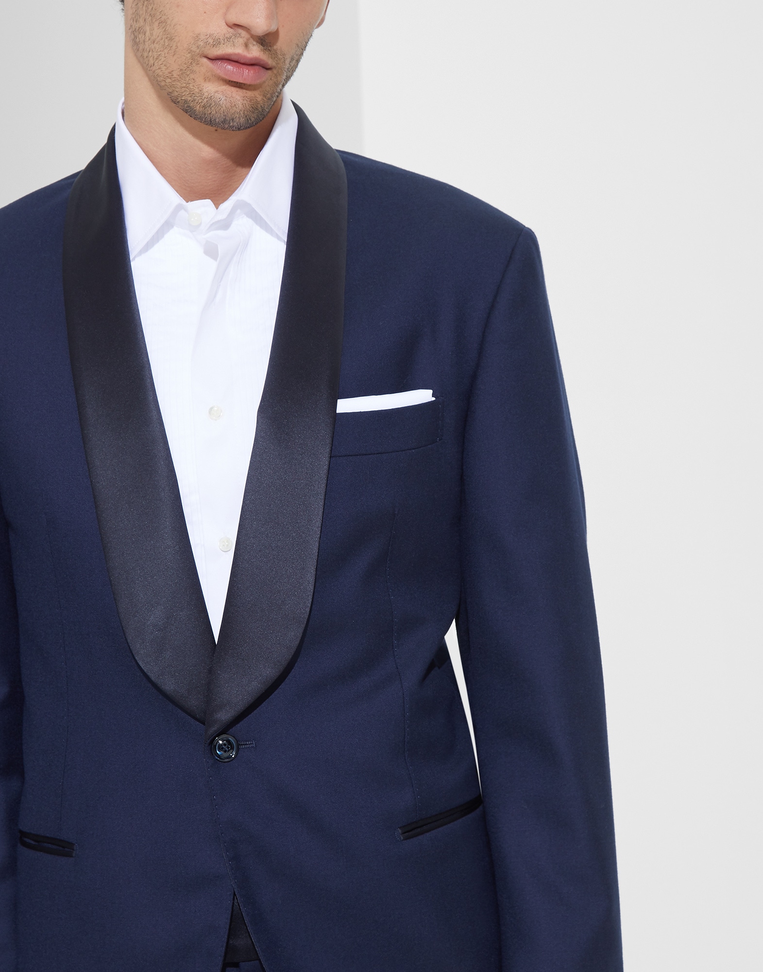 Tuxedo - Detail