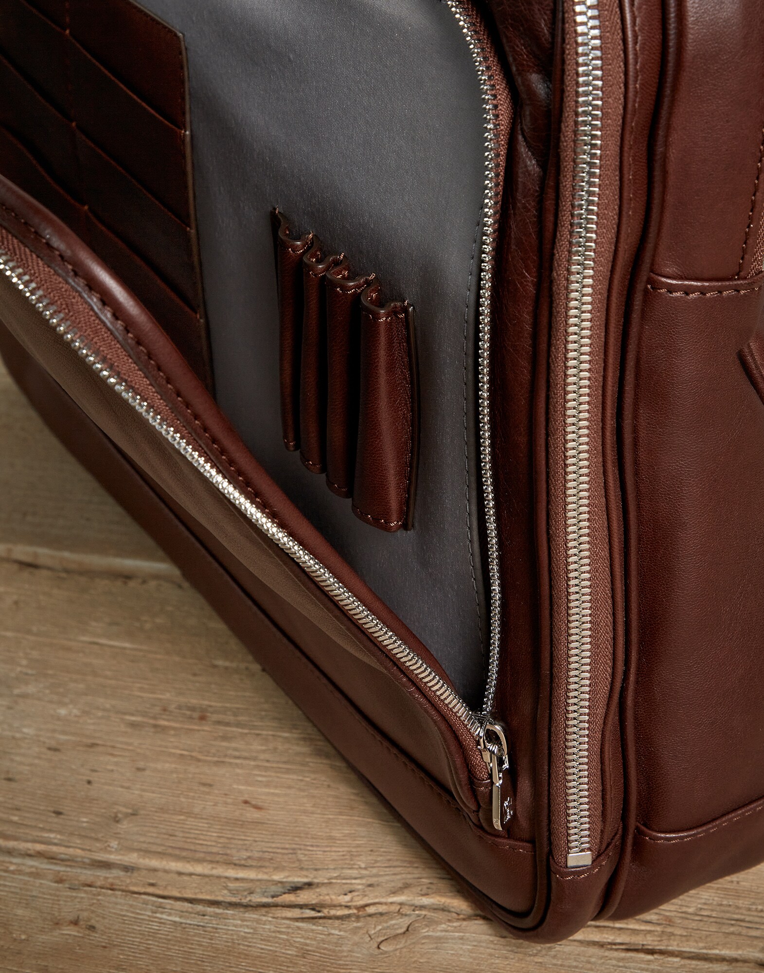 Office Bag - Detail view