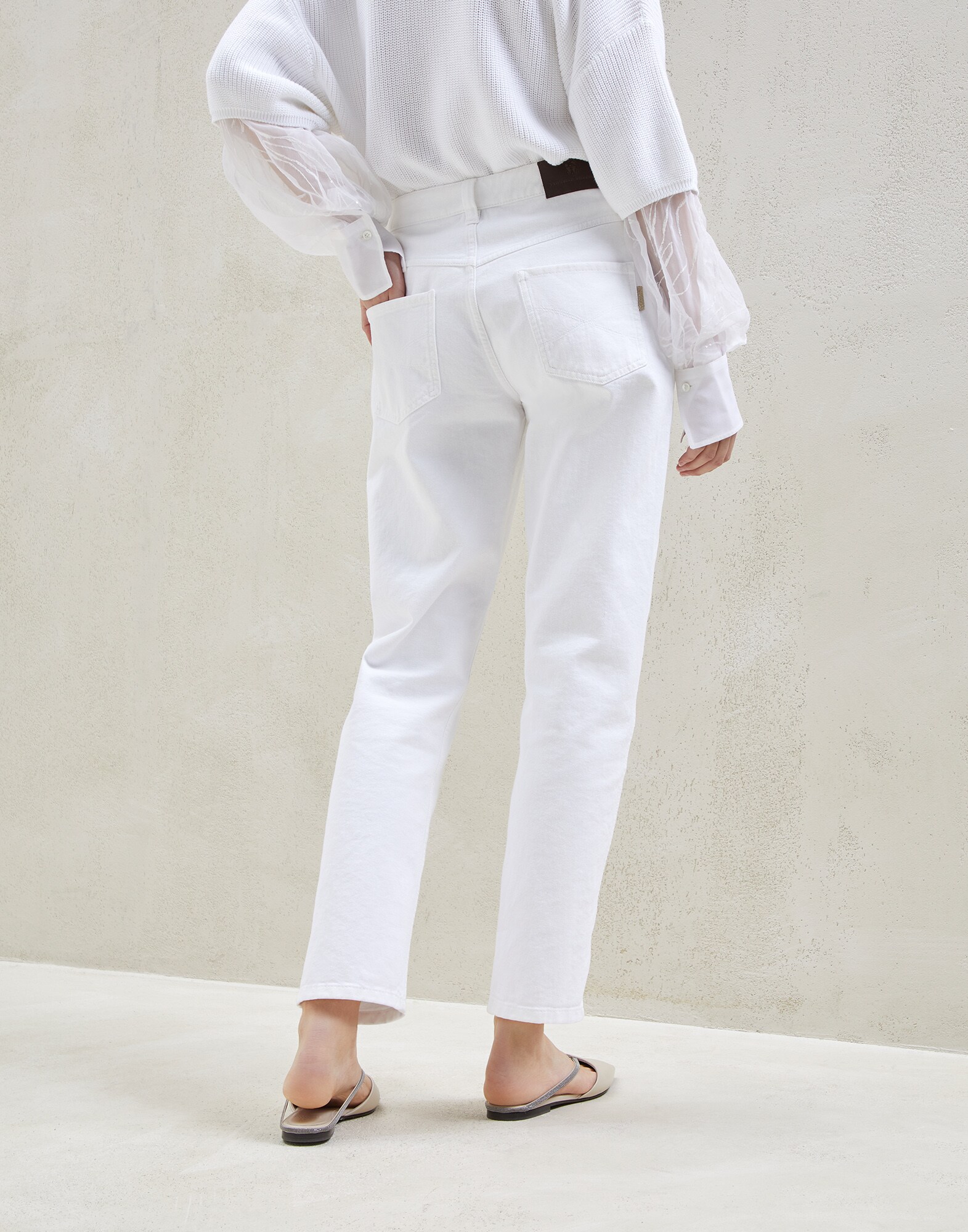 Regular - Back view