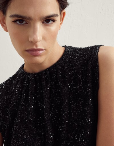 Knitted Top - Detail view