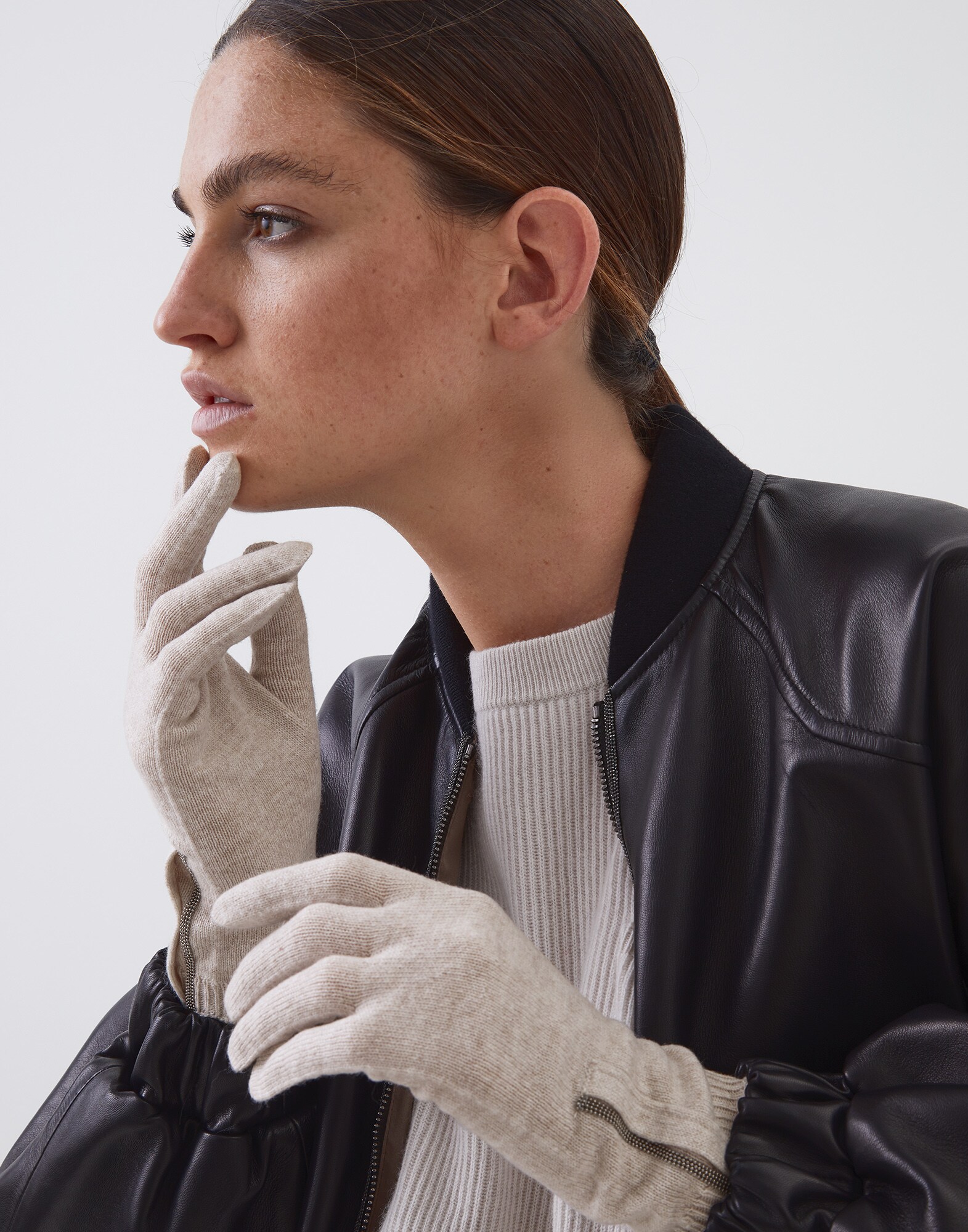 Gloves - Editorial