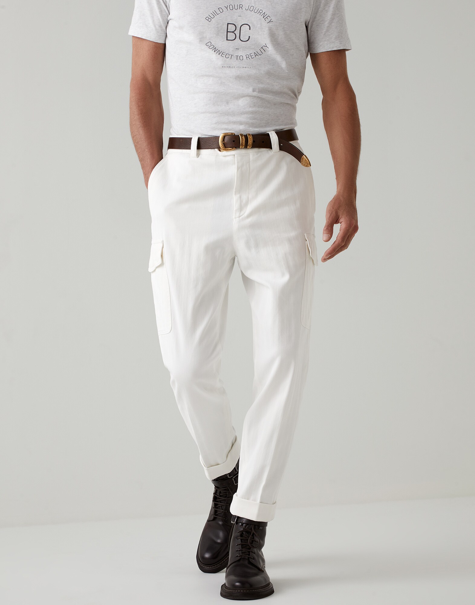 Pantalón leisure fit con bolsillos cargo Nieve Hombre - Brunello Cucinelli