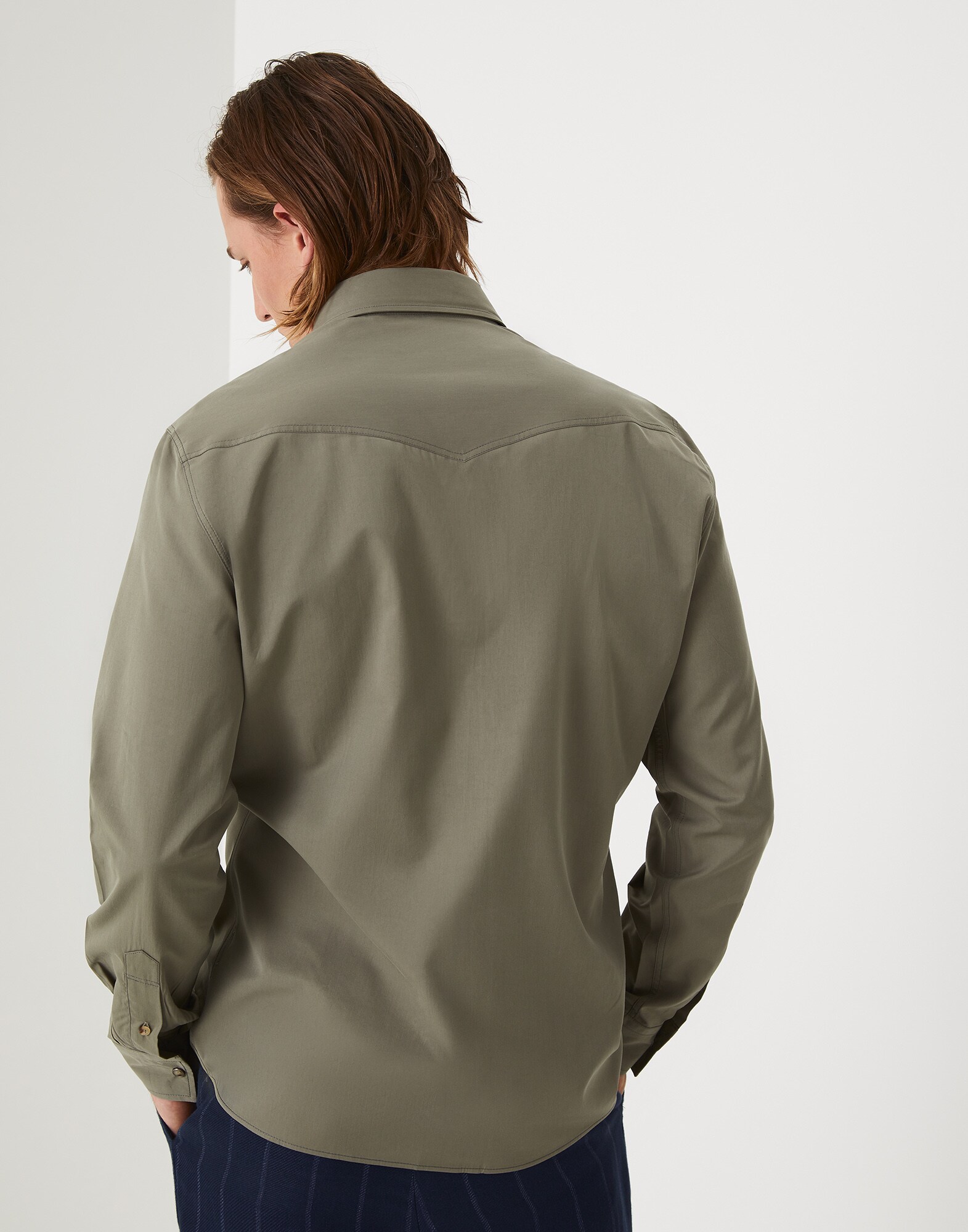 Leisure - Back view
