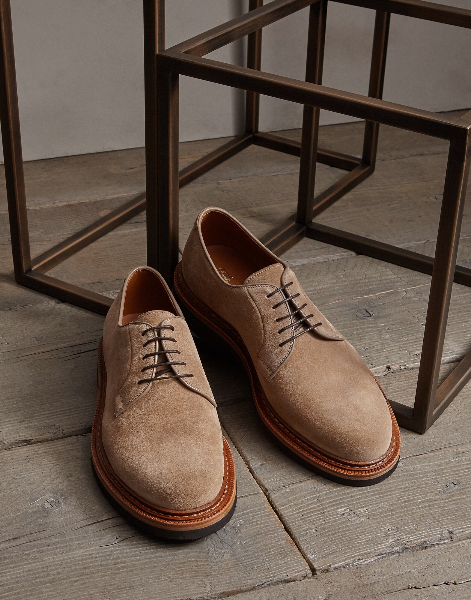 Suede derby