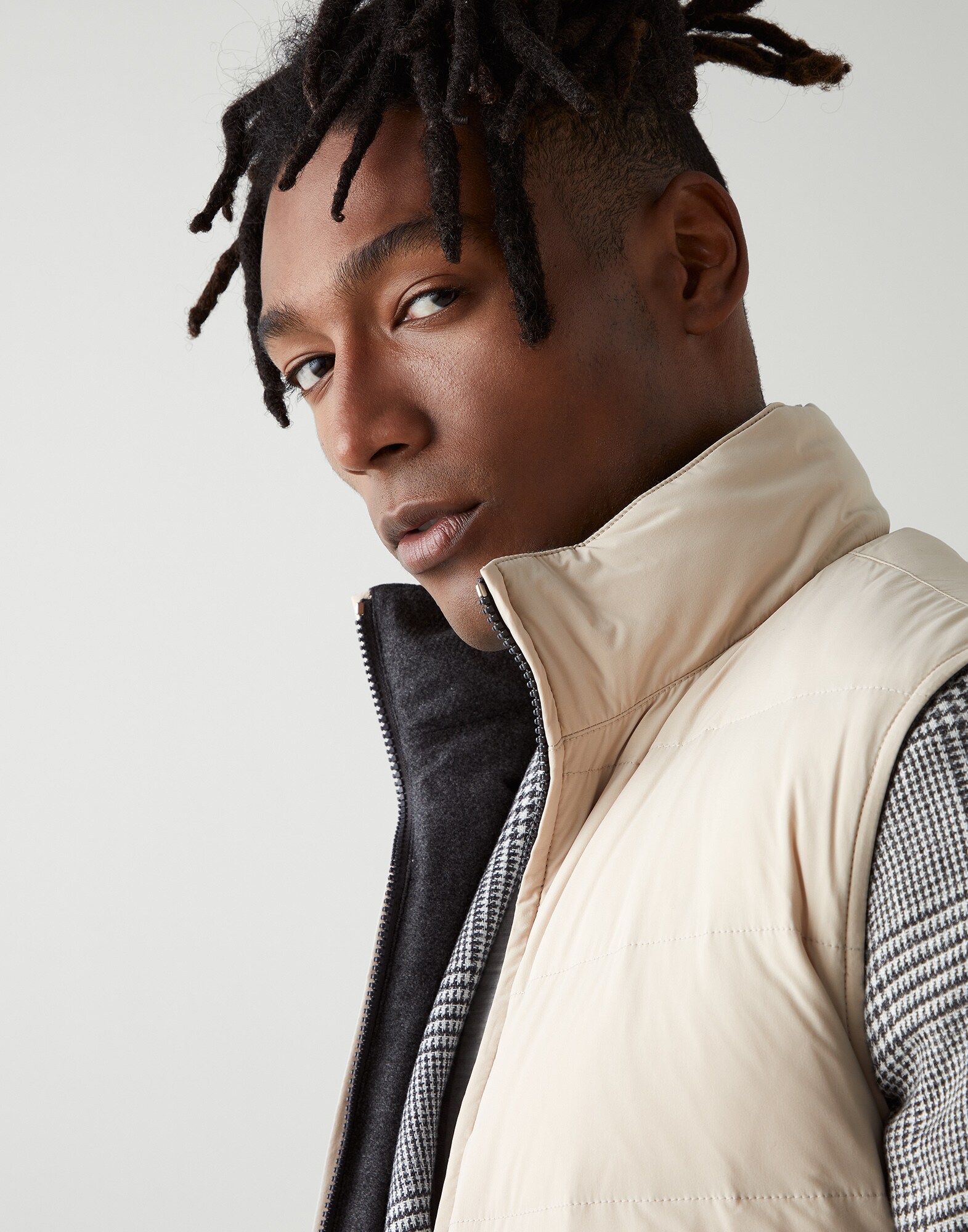 Down Vest - Detail view
