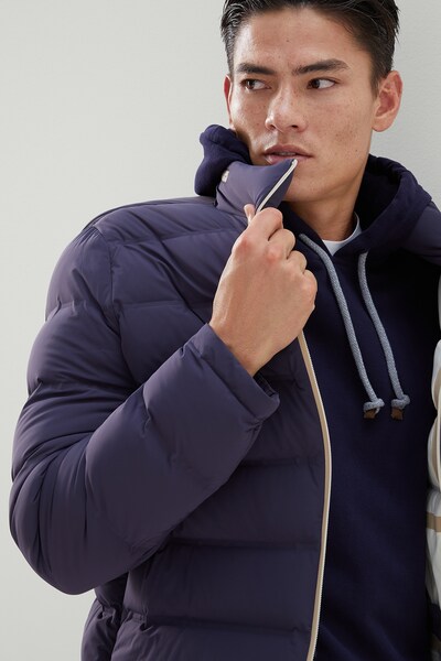 Down Jacket - Detail view