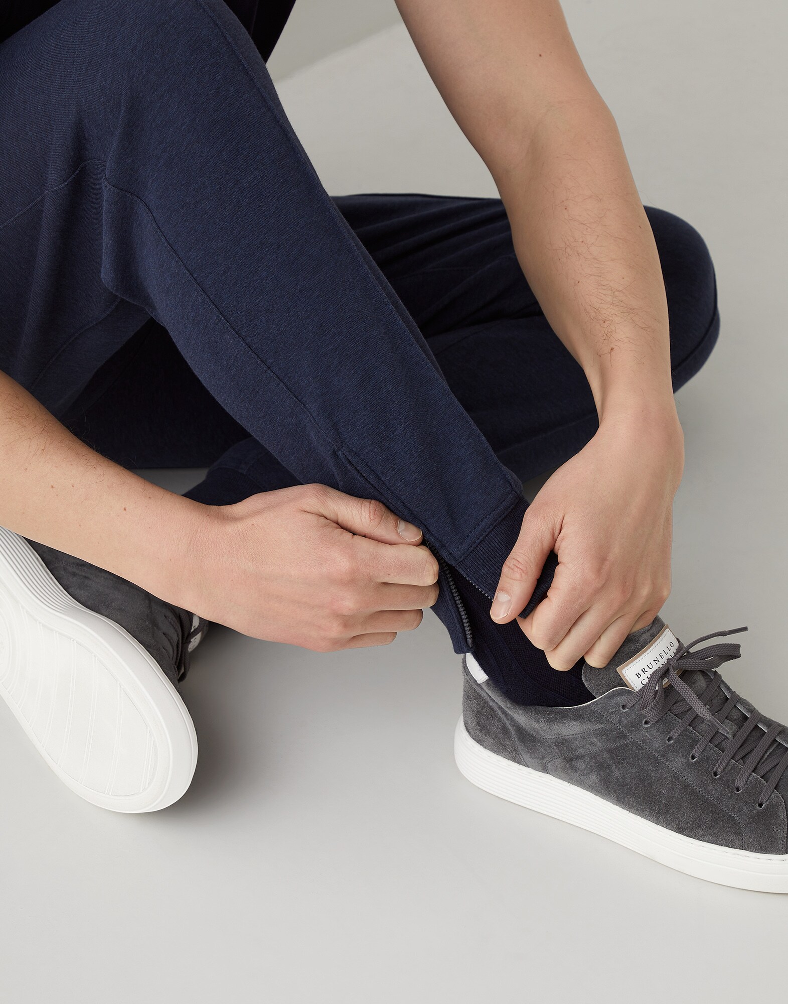 Sweatpants - Detail view