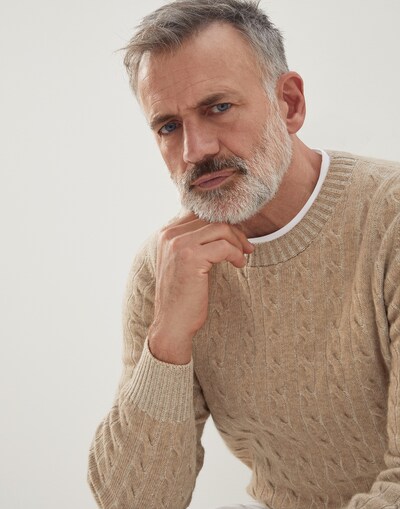 Crewneck - Detail view