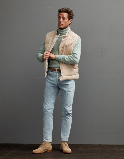 Down Vest - Full look