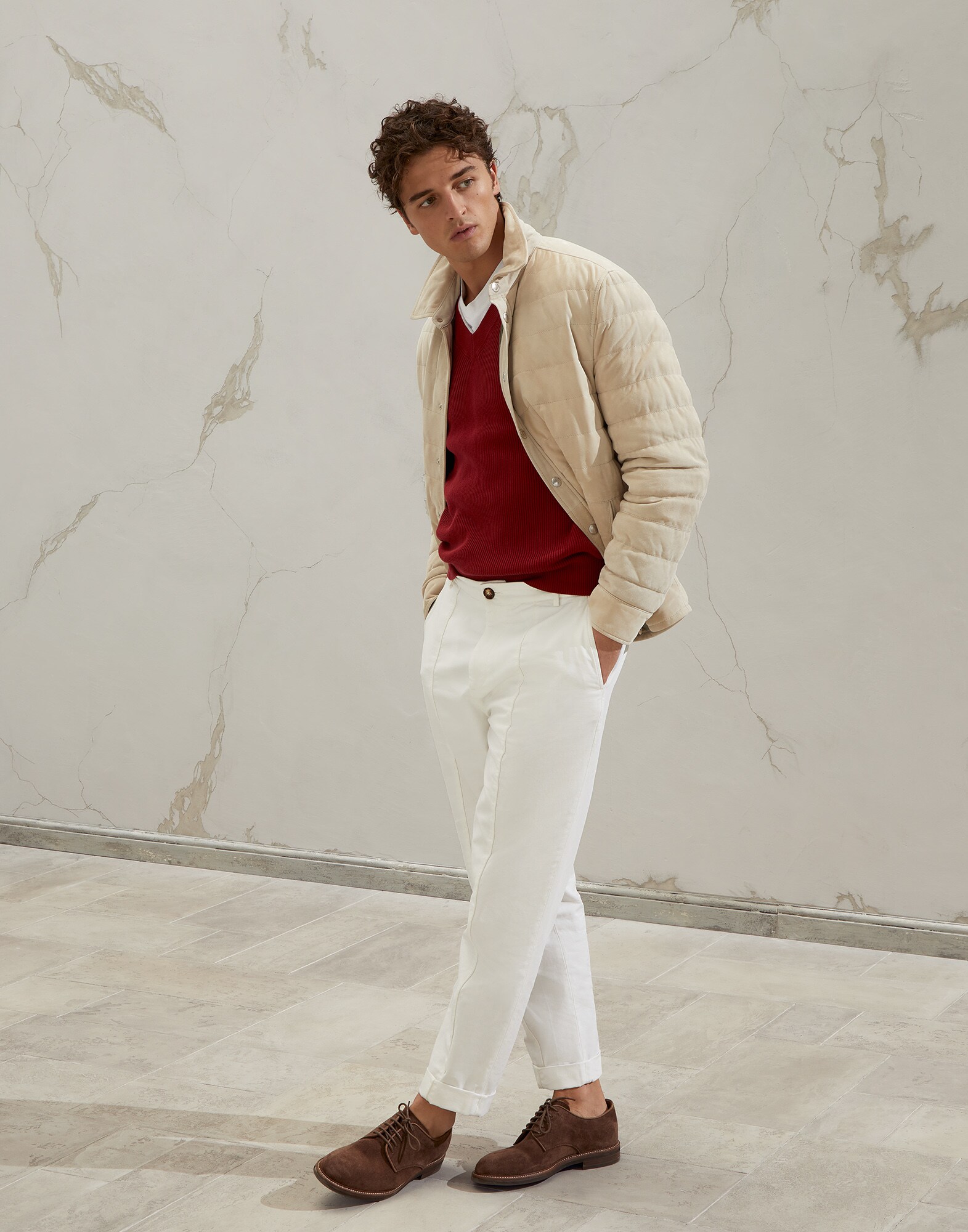 V-neck - Full look