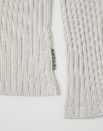 High Neck Sweater - Detail view
