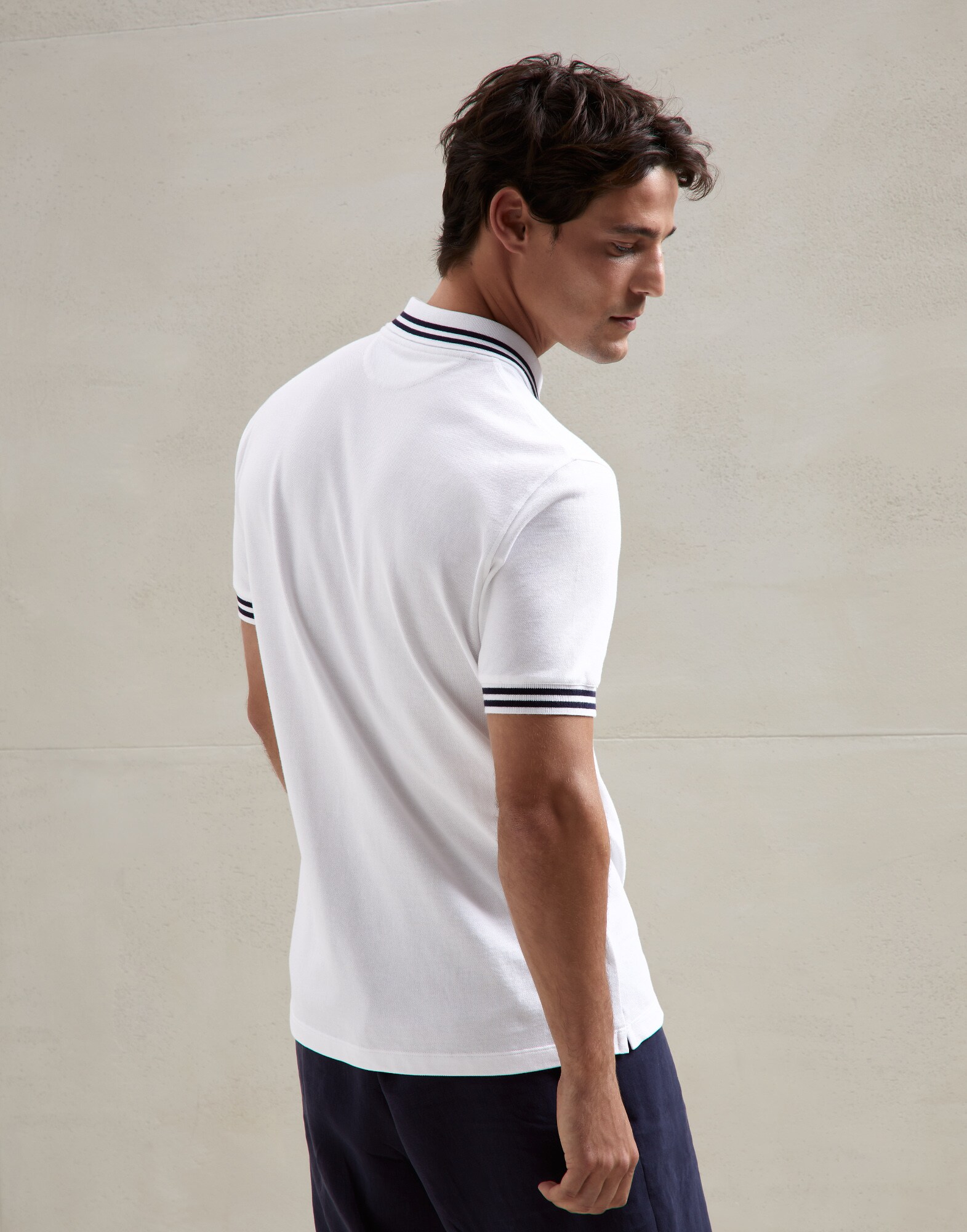 Polo - Back view