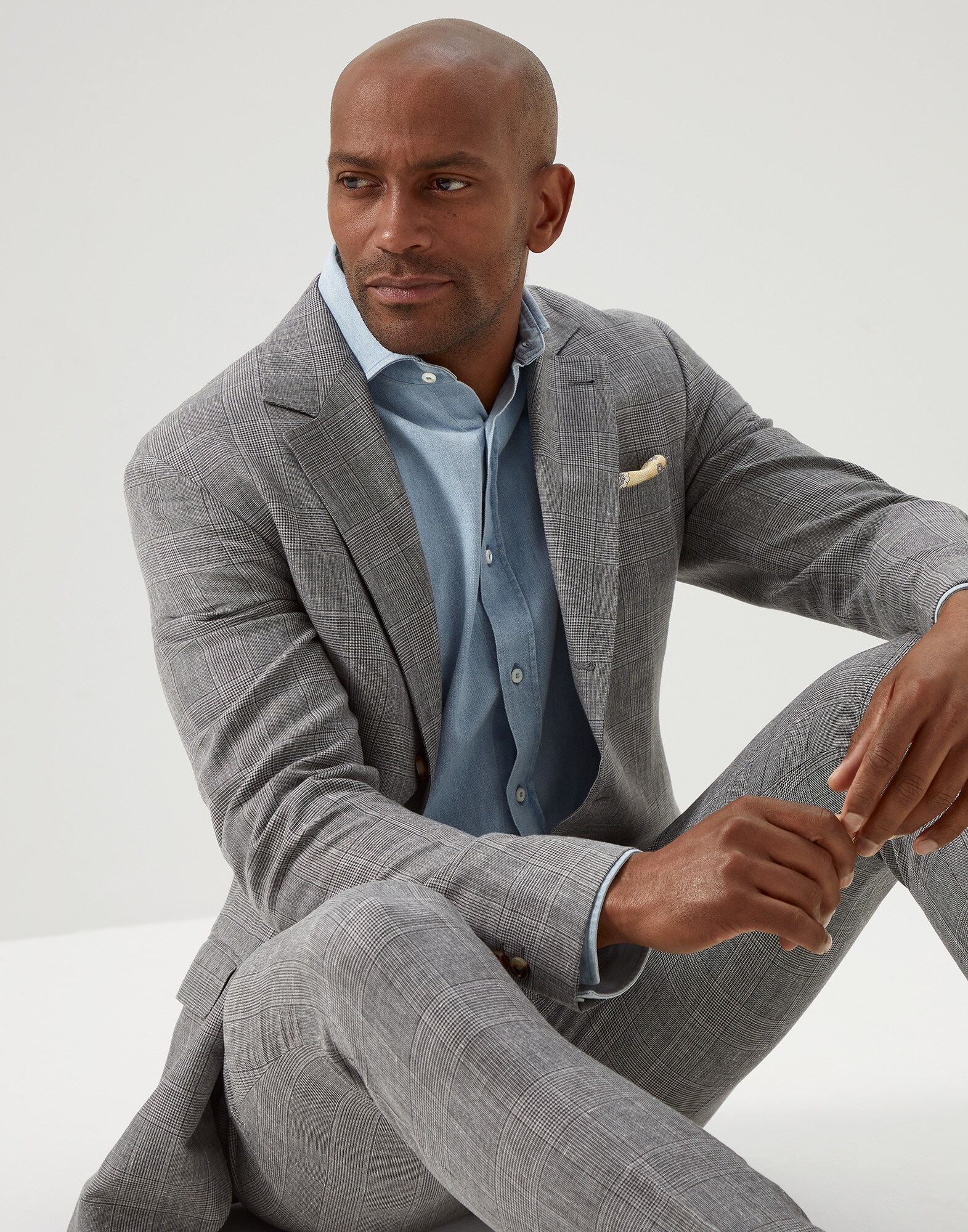 Single Breasted Blazer - Editorial view
