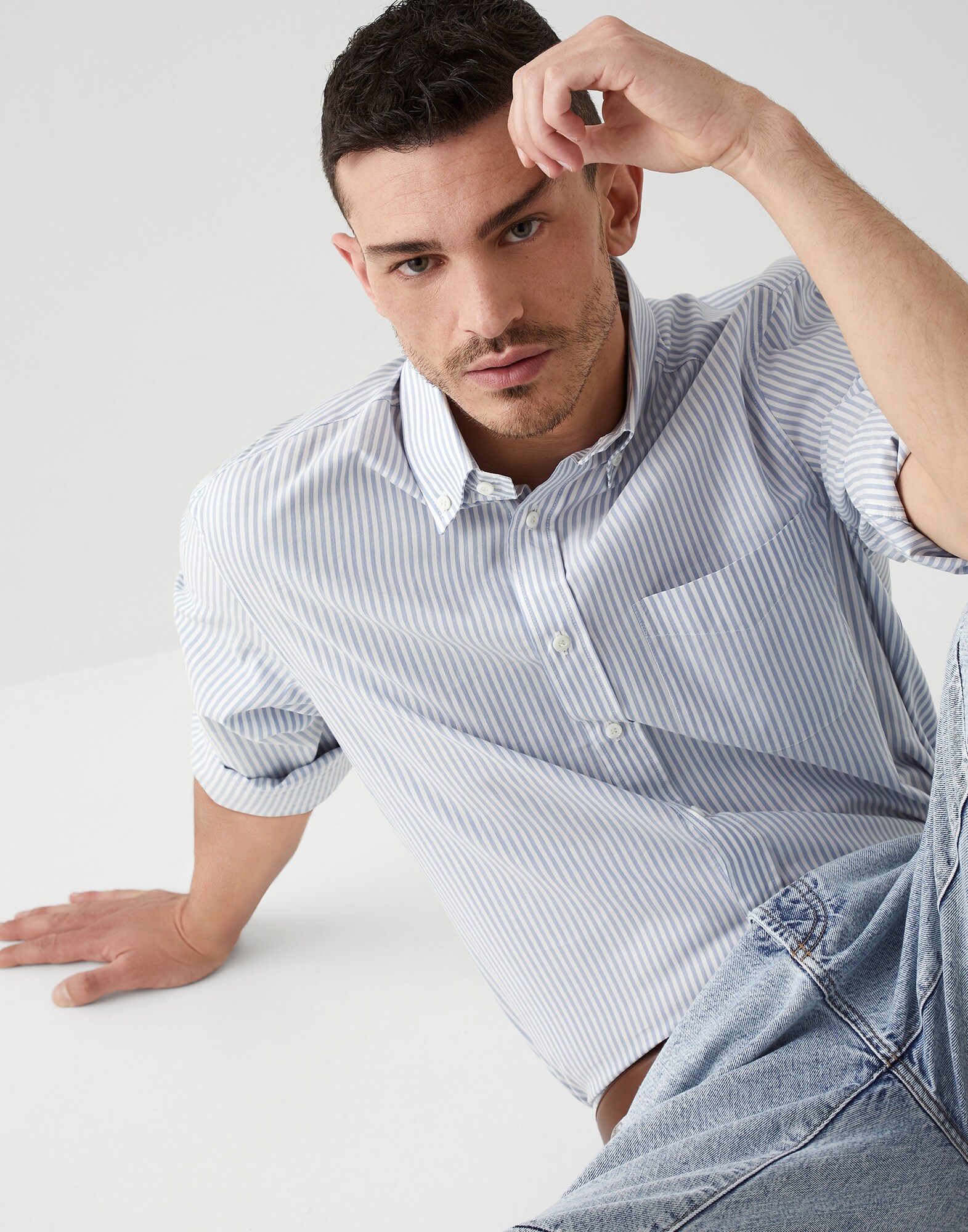Loose - Editorial view