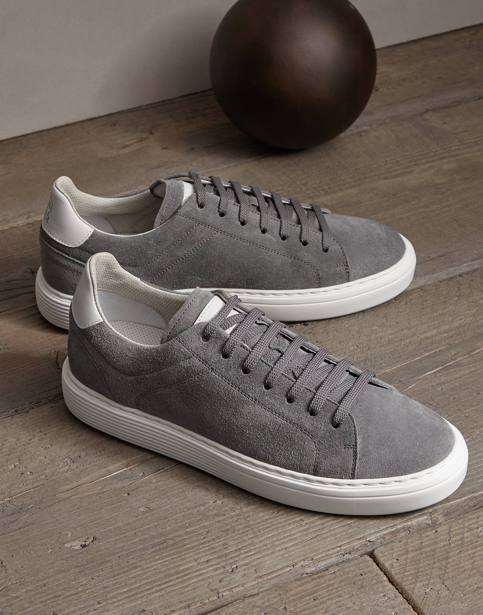 Sneakers - Front