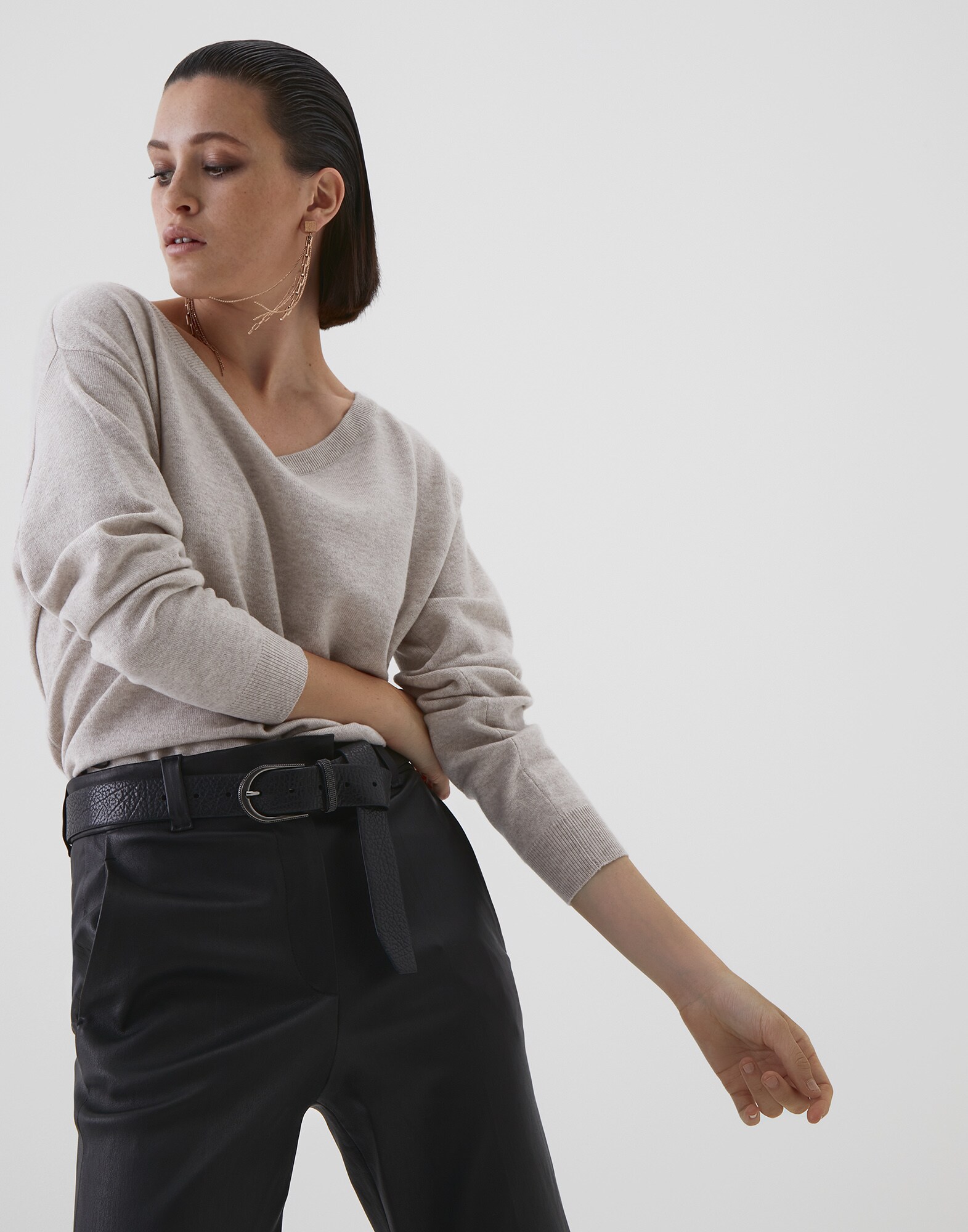 Scoop Neck - Editorial