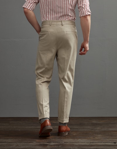 Pleated - Back view