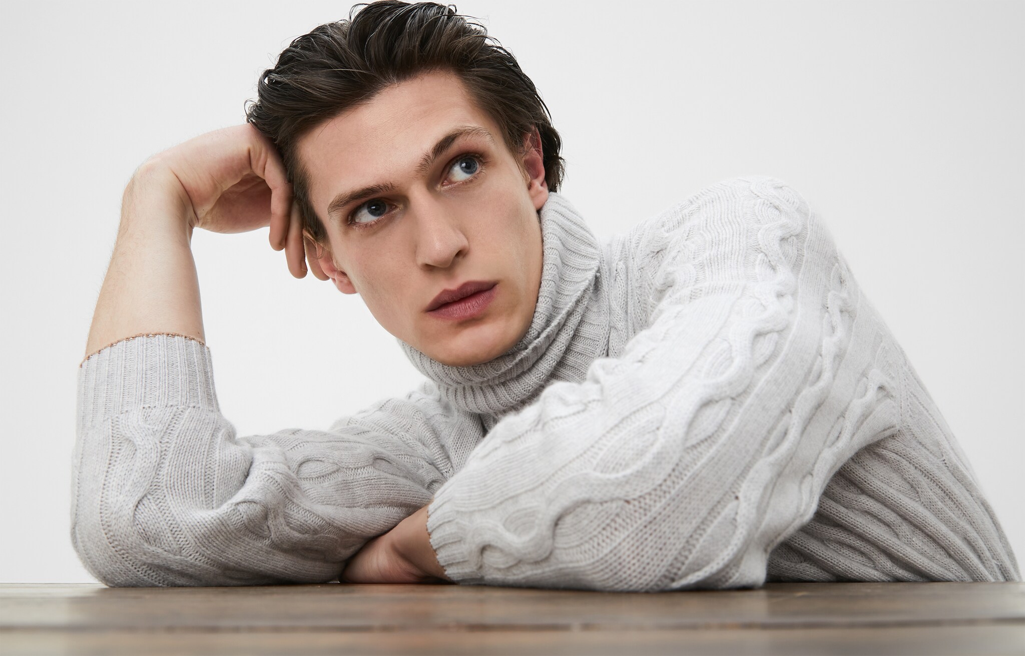 High Neck Sweater - Horizontal