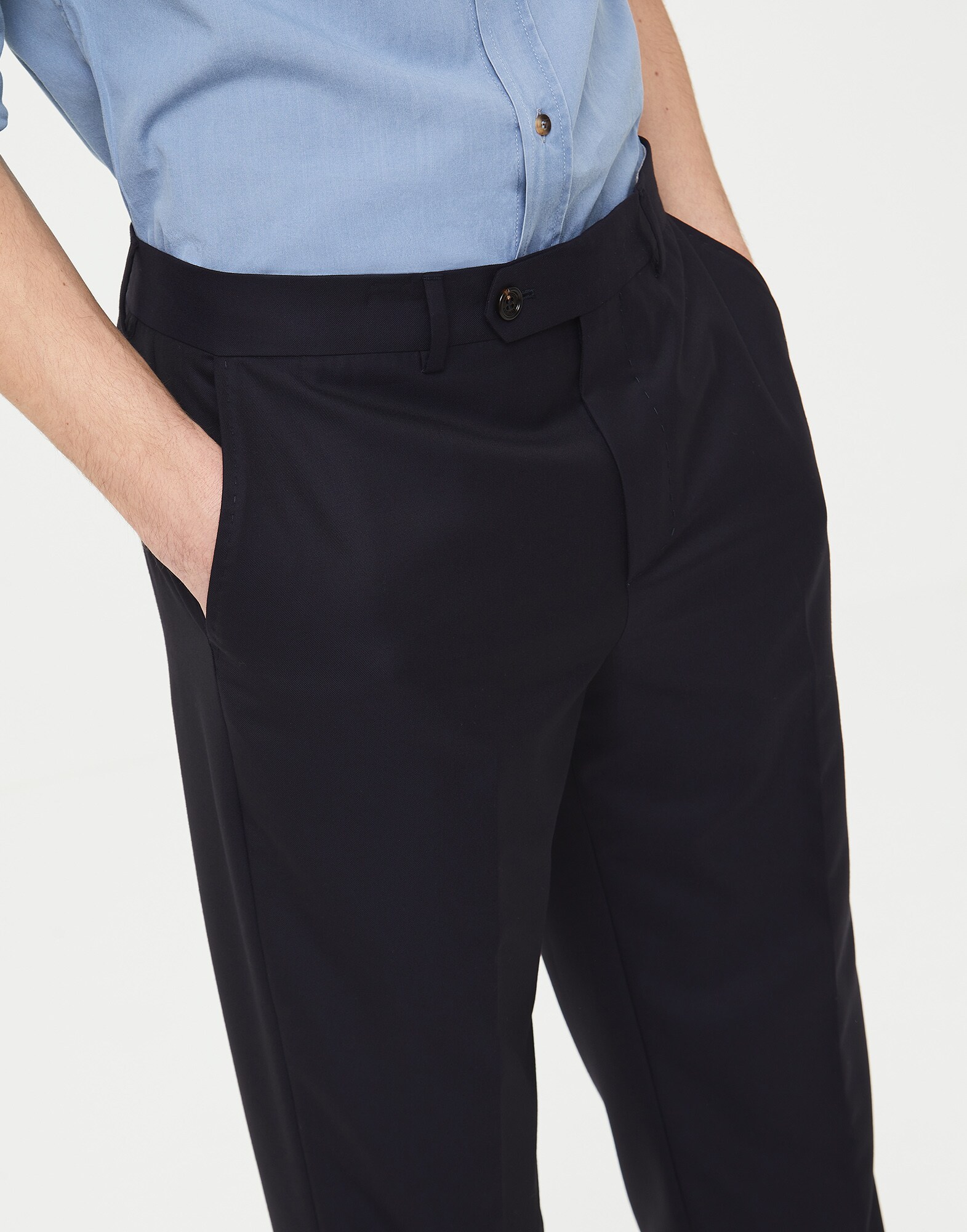 Pants - Detail view