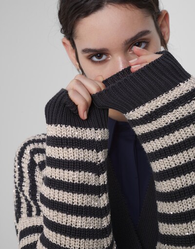Cardigan - Detail view