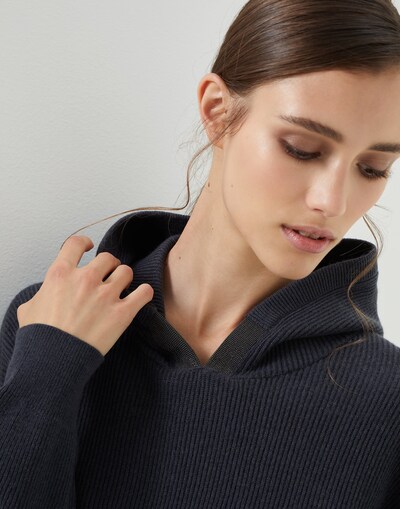 Hooded Sweater - Detail view