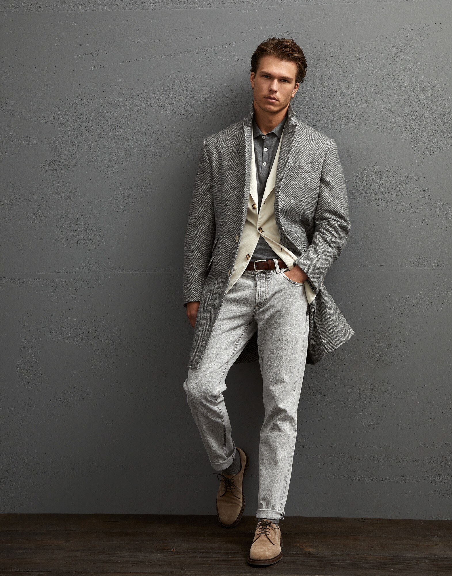 Polo-Style Sweater - Full look