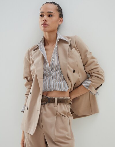 Veste - Vue éditoriale