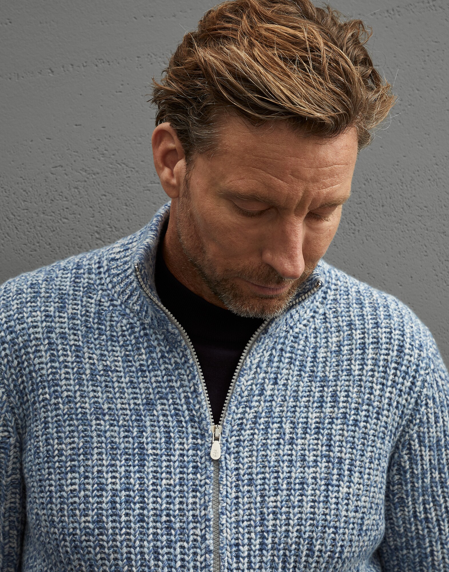 Zip-front Cardigan - Detail view