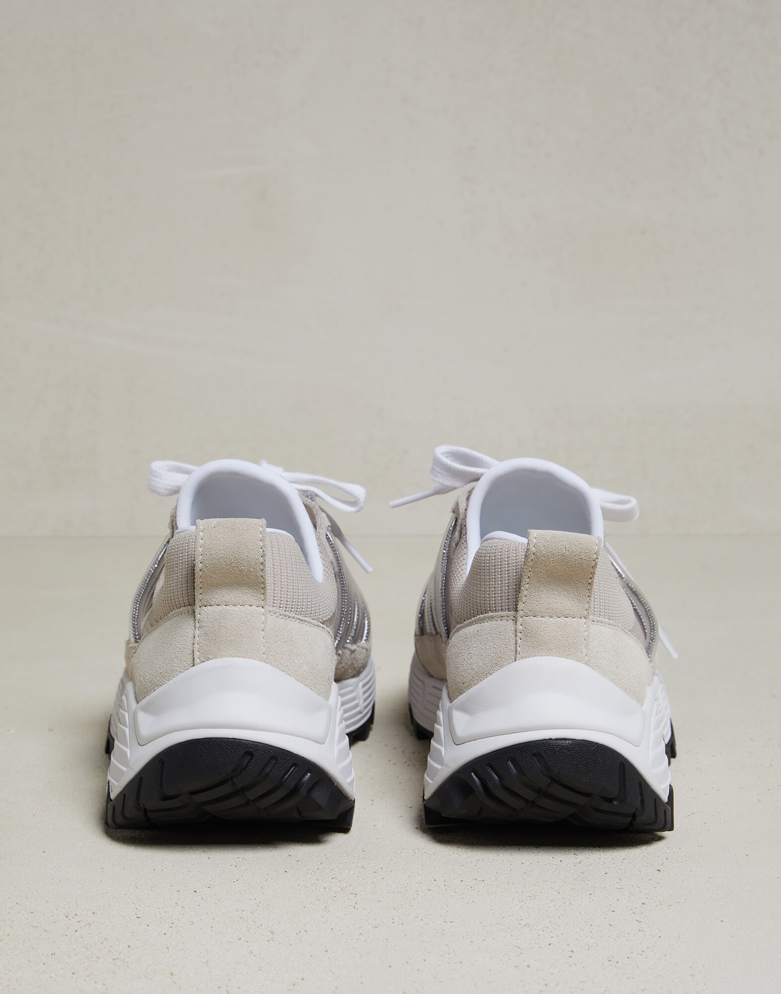 Runners - Back view