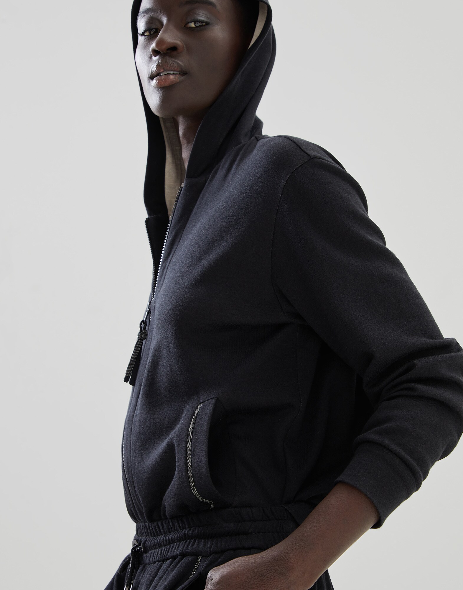 Sweatshirt - Editorial view