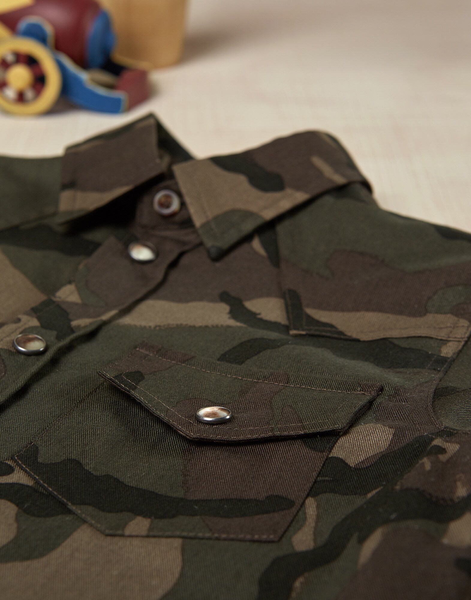 Shirt - Detail