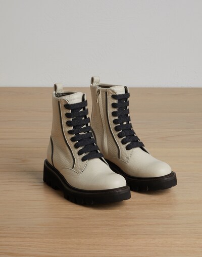 Boots - Front view