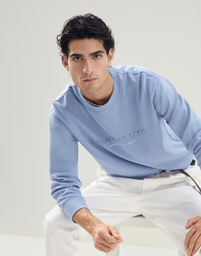 Sweatshirt - Editorial view