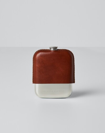 Life Attitude Accessories - Front view