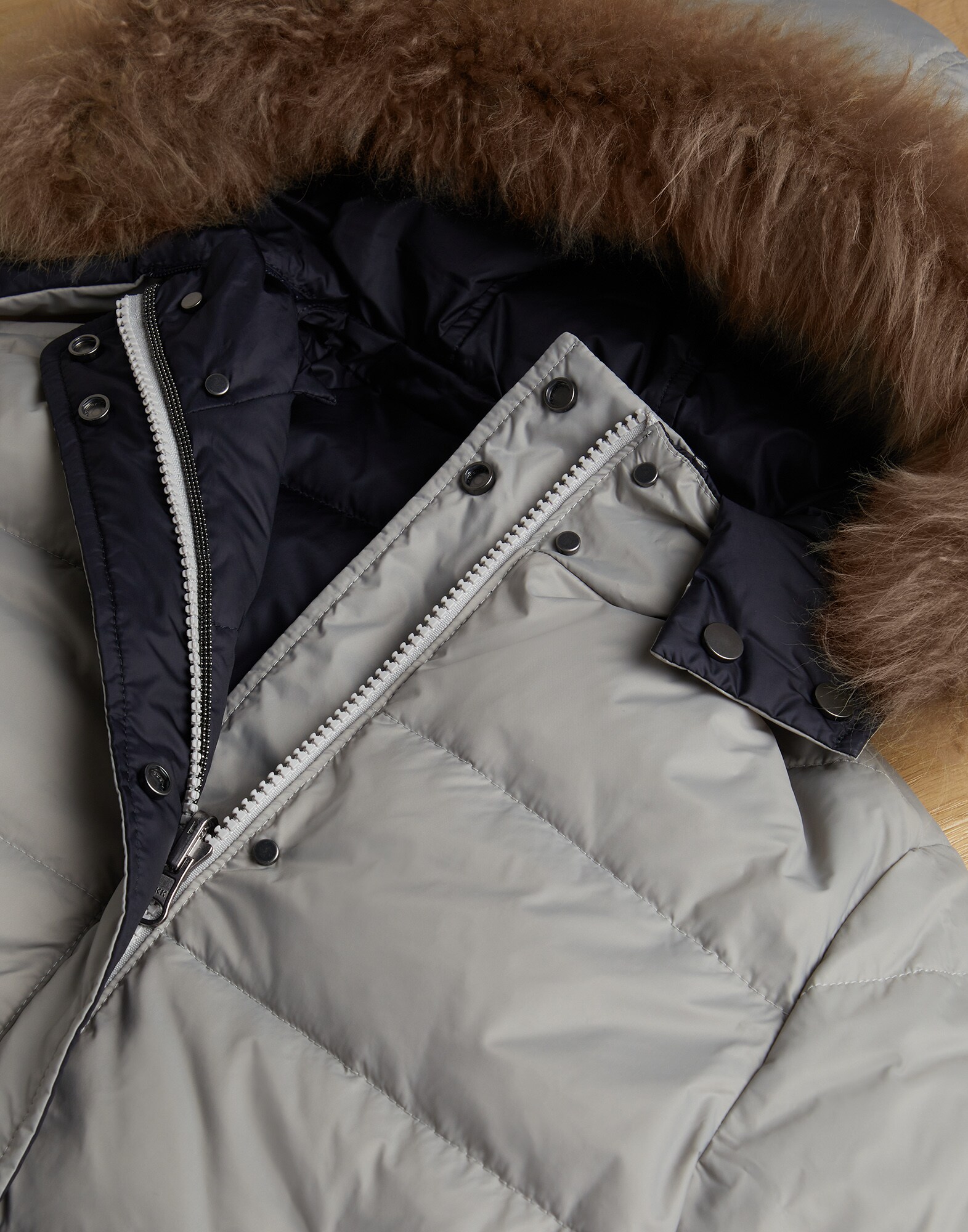 Down Jacket - Detail view