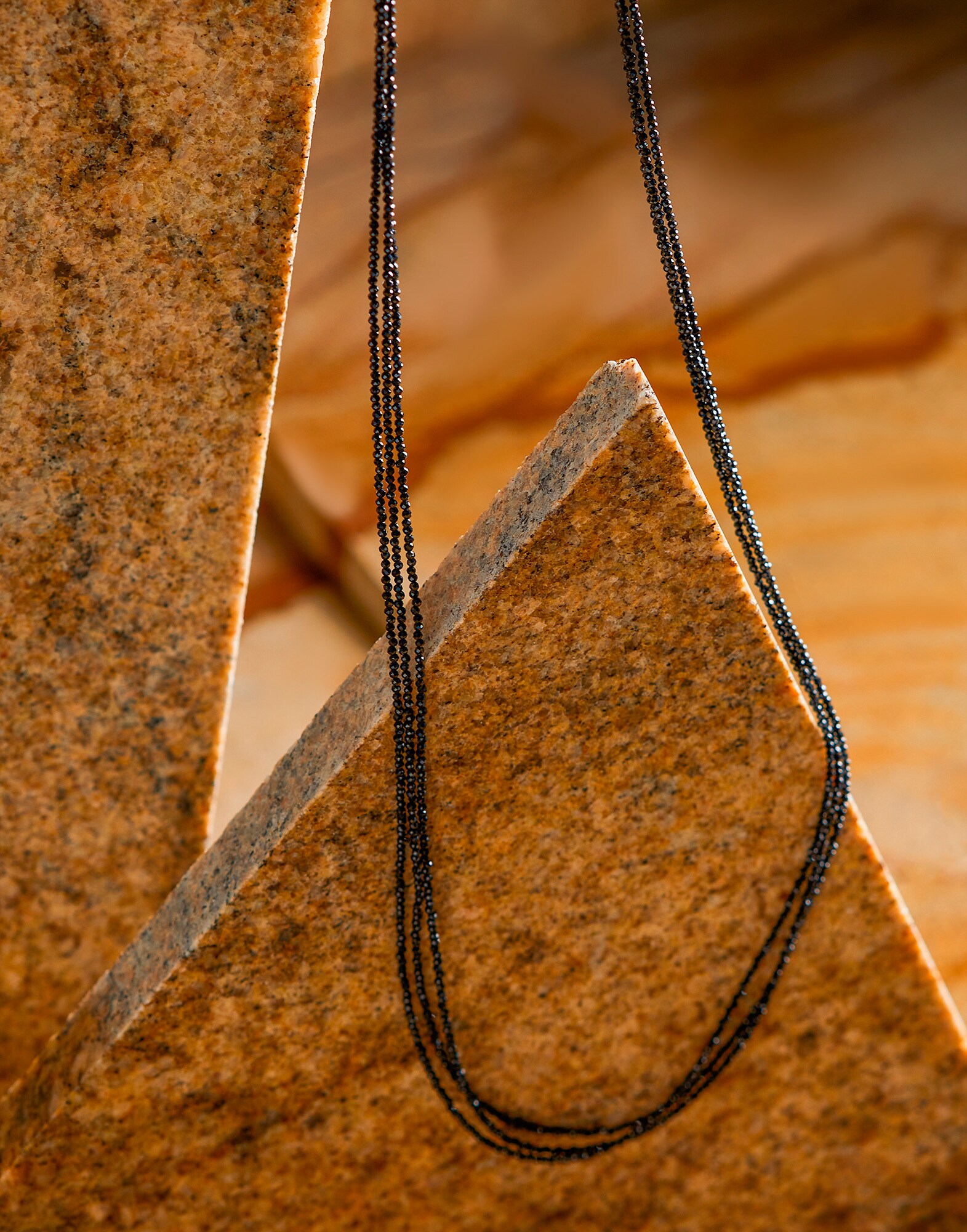 Collier - Back