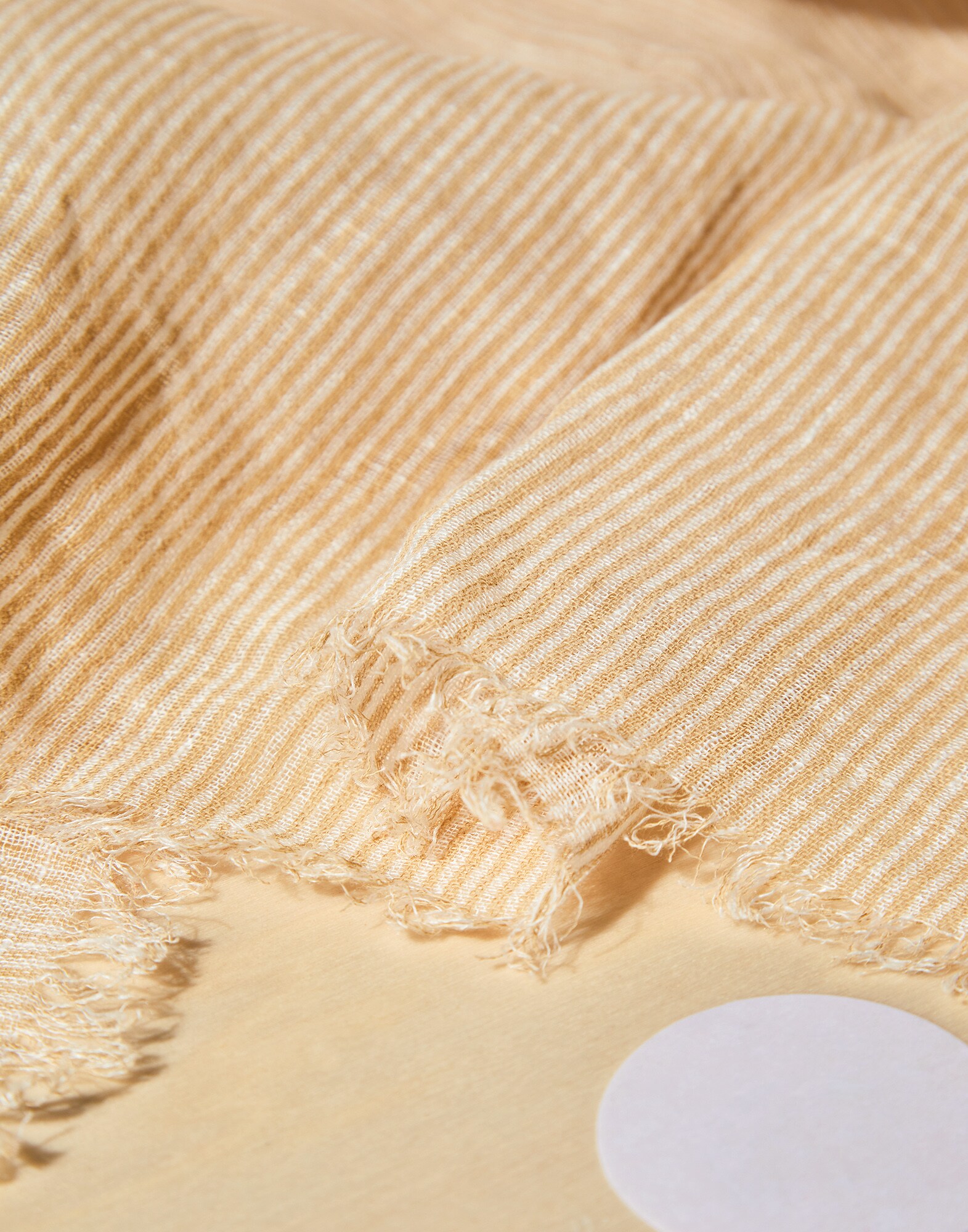 Scarves & Snoods - Detail view