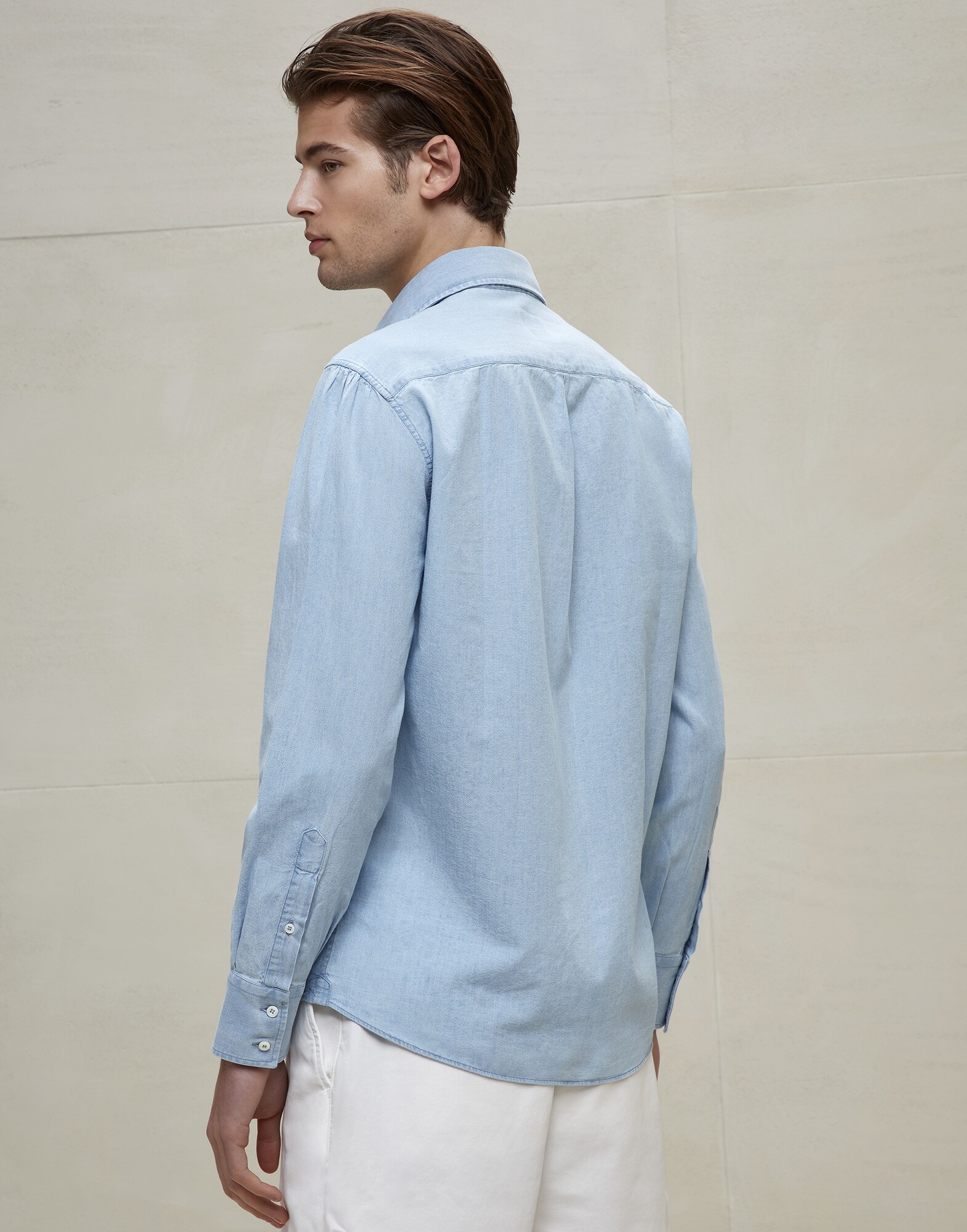 Basic - Back view