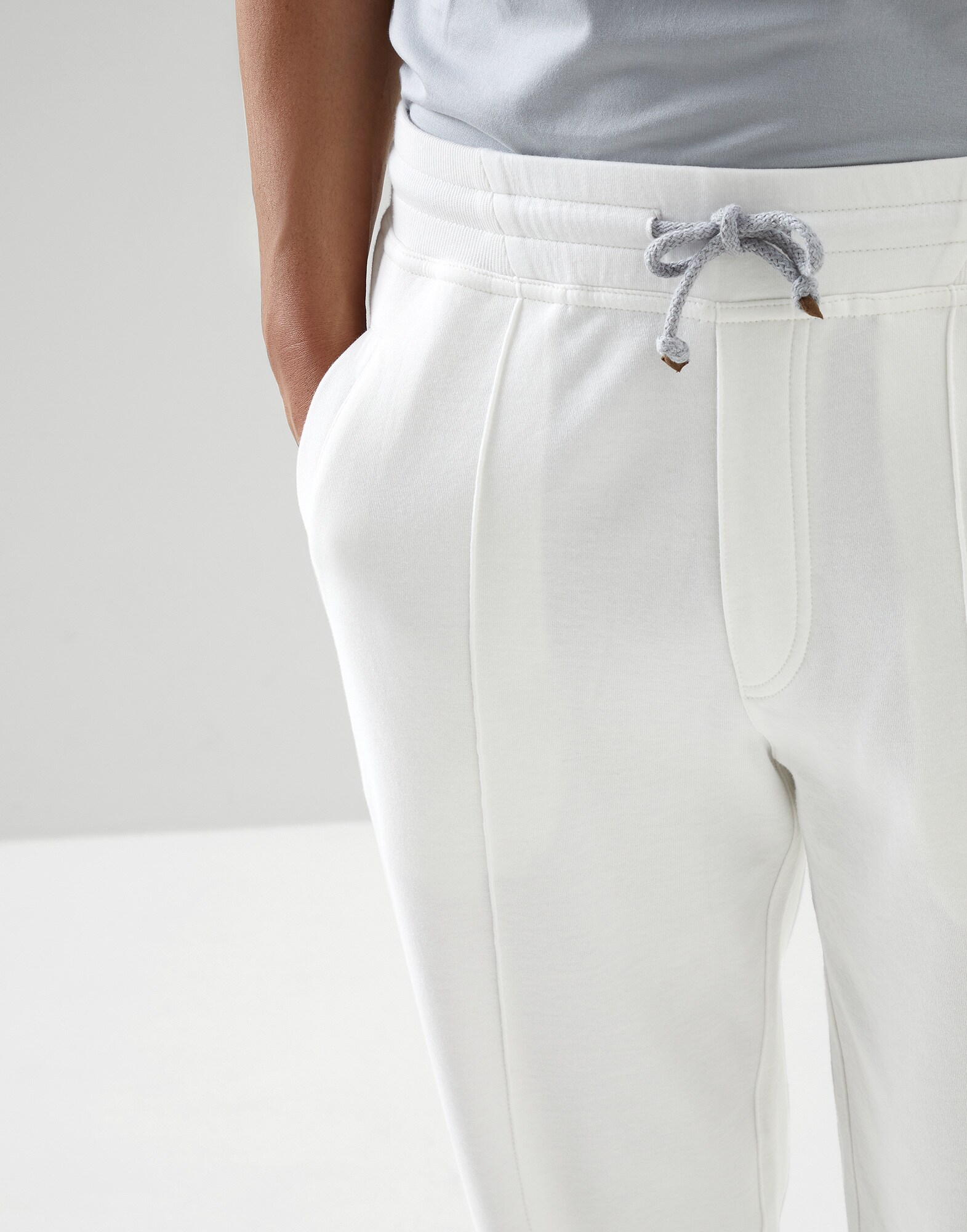 Sweatpants - Detail view