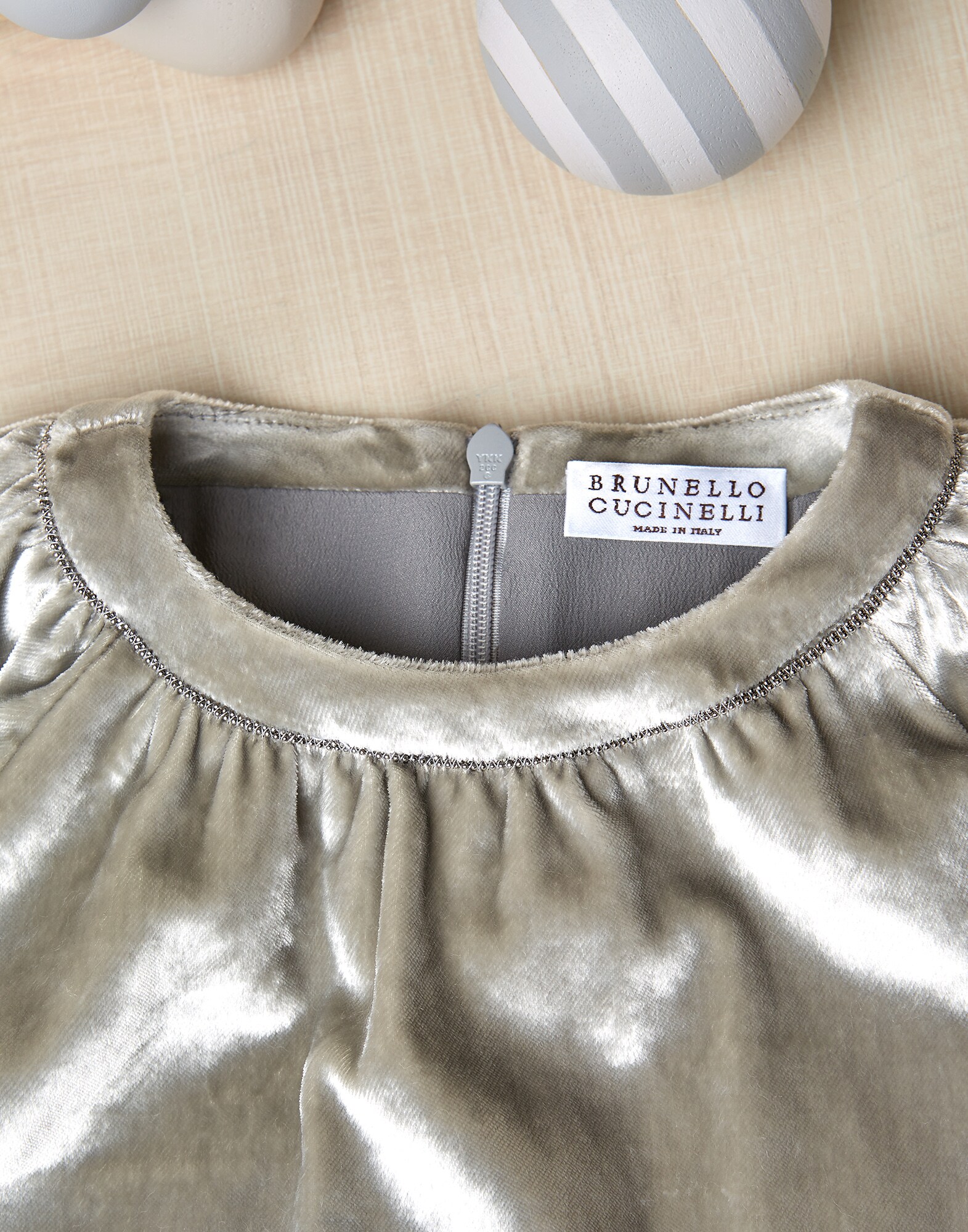 Dress - Detail