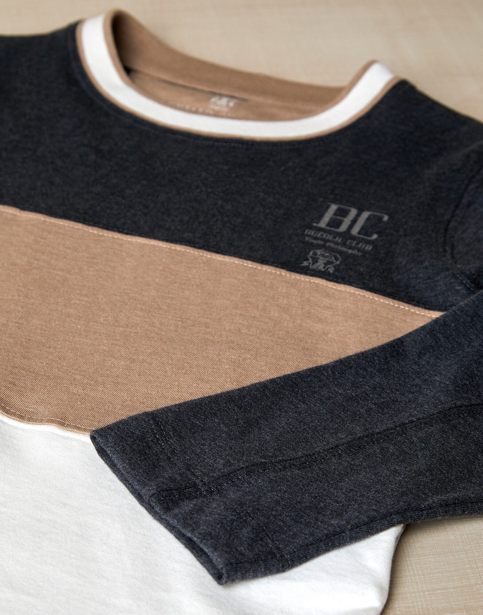 T-Shirt - Detail